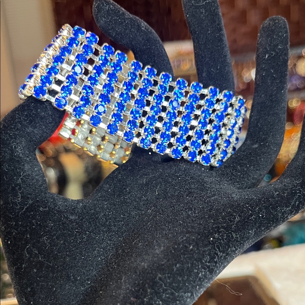 Elegant Blue Rhinestone and Silver Bracelet